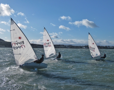 Frostbite sailors pounded by big winds and icy seas